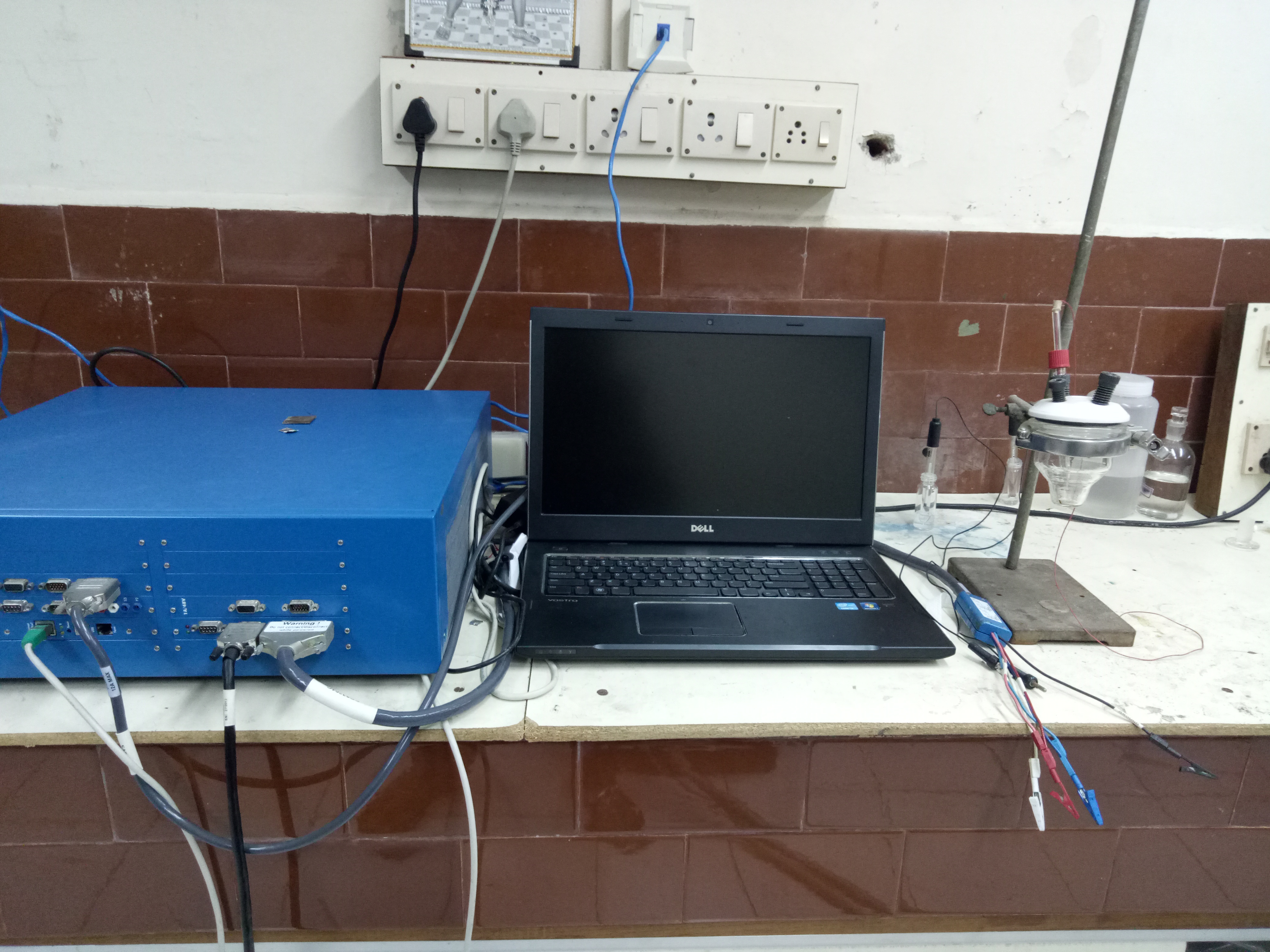 Electrochemical workstation